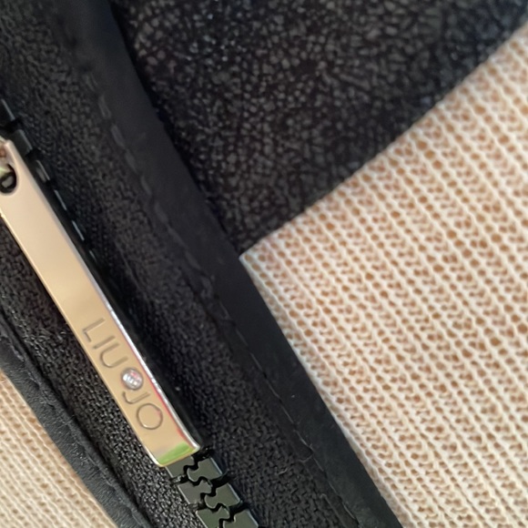 LIU JO Beautiful Backless LBD - Picture 7 of 10